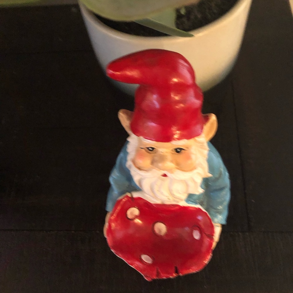 GARDEN GNOME GARDEN STATUE - Picture 4 of 6